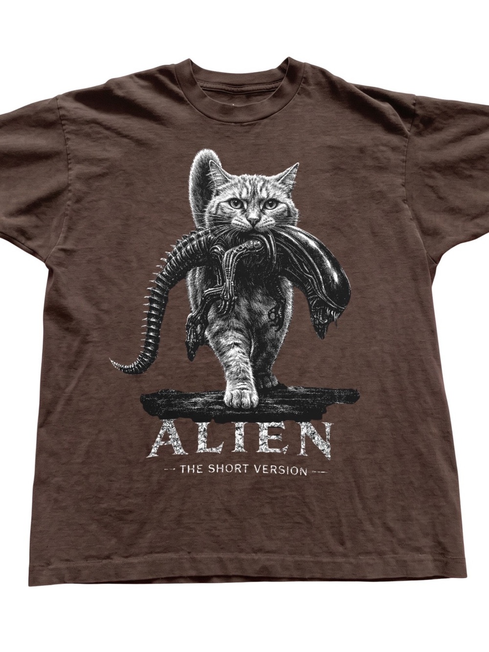 Brown 'Alien - The Short Version' Cat Graphic Tee